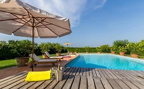 Villa Pallina With Pool - Happy Rentals